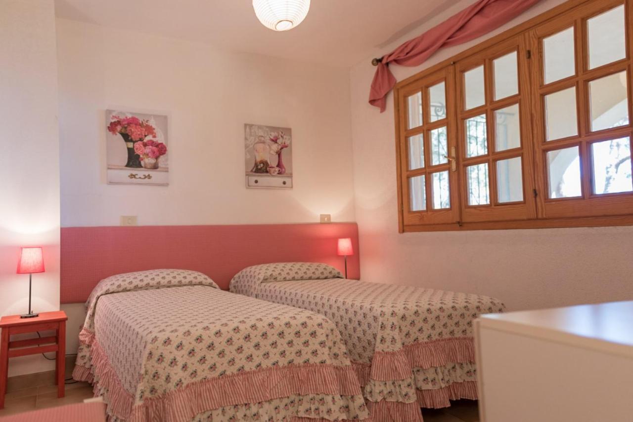Dommos - Sunrise Apartments Cala Liberotto Kültér fotó